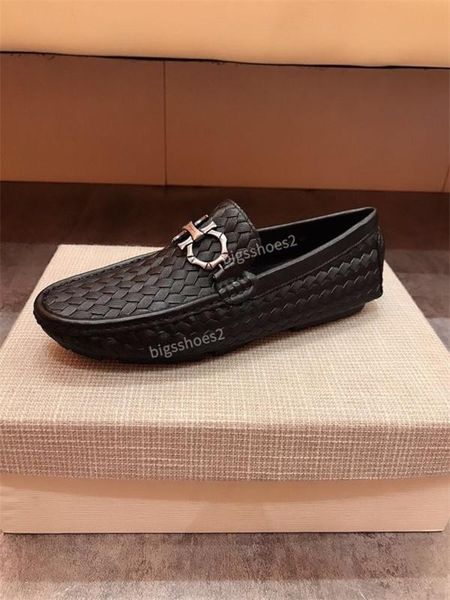 most popular models men women technical knit canvas sneaker buckle details white and black hy200609
most popular models men women technical knit canvas sneaker buckle details white and black hy200609