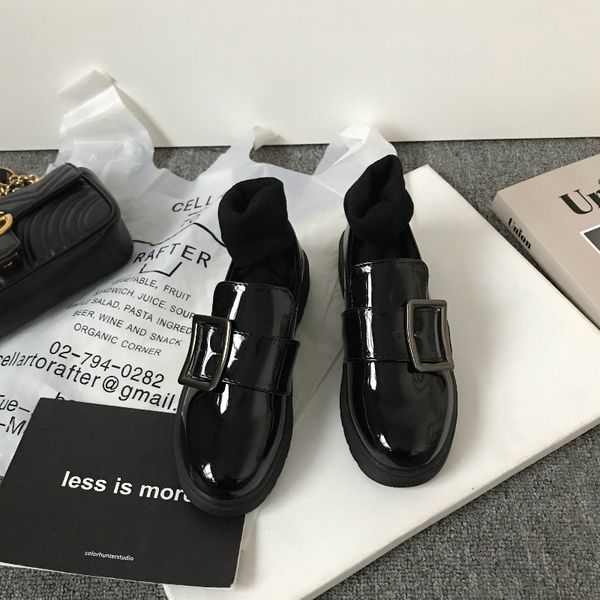 korea chic simple and versatile harajuku square head patent leather small leather shoes women's single shoes 2020 spring new, Black
korea chic simple and versatile harajuku square head patent leather small leather shoes women's single shoes 2020 spring new, Black