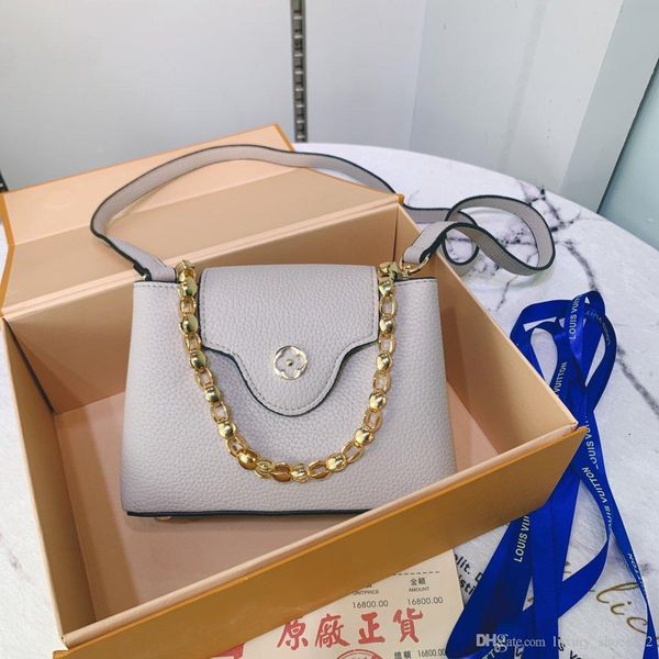 classic lady's handbag 5a high-end custom quality handbag fashion business casual style metal accessories with long shoulder strapaa
classic lady's handbag 5a high-end custom quality handbag fashion business casual style metal accessories with long shoulder strapaa