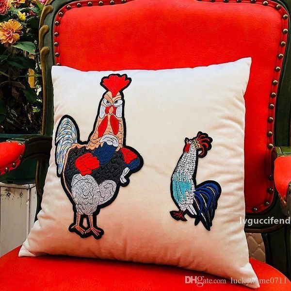 luxury embroidered designer g pillow cushion creative decorative pillow velvet material home decorative pillow christmas gifts 2020
luxury embroidered designer g pillow cushion creative decorative pillow velvet material home decorative pillow christmas gifts 2020
