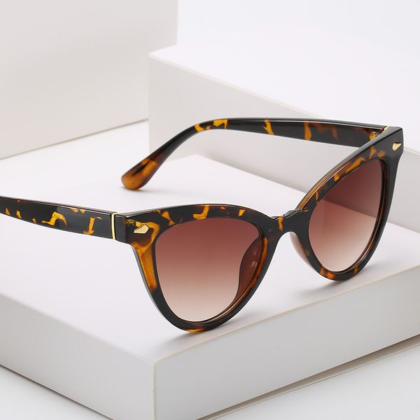 new fashion cat eye sunglasses women designer vintage plastic sunglass classic ladies retro sun glasses uv400, White;black
new fashion cat eye sunglasses women designer vintage plastic sunglass classic ladies retro sun glasses uv400, White;black