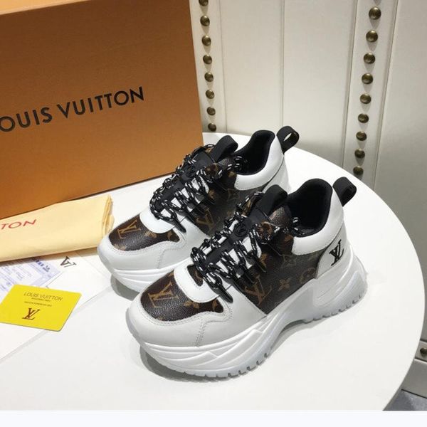 designer luxury women's casual fashion shoes, women's outdoor casual shoes, leather material, original box 62, Black 
designer luxury women's casual fashion shoes, women's outdoor casual shoes, leather material, original box 62, Black