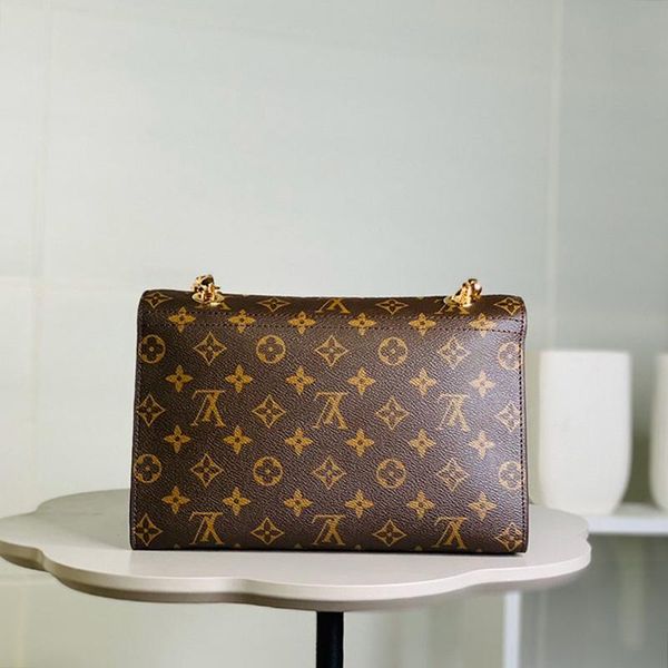 new arrival womens leather shoulder bags small flap chain lady crossbody bag luxury classic style women messenger bags bolsa de hombro
new arrival womens leather shoulder bags small flap chain lady crossbody bag luxury classic style women messenger bags bolsa de hombro