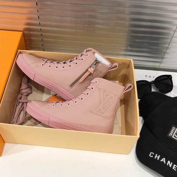 61 designer luxury female casual fashion shoes, outdoor casual travel shoes, fast delivery, original box, Black
61 designer luxury female casual fashion shoes, outdoor casual travel shoes, fast delivery, original box, Black