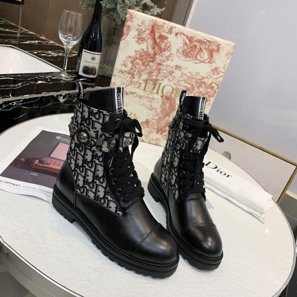 new18 high-end ladies fashion platform martin boots ladies locomotive outdoor ladies sneakers original box packaging fast delivery, Black
new18 high-end ladies fashion platform martin boots ladies locomotive outdoor ladies sneakers original box packaging fast delivery, Black