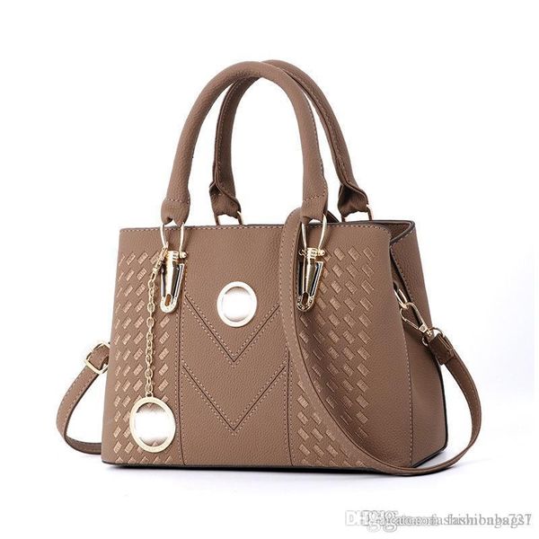 женский vintage fashion designer роскошные сумки кошельки crossbody сумки lady сумки женщина мешка руки муфты посыльного плеча tote bag сохо
женский vintage fashion designer роскошные сумки кошельки crossbody сумки lady сумки женщина мешка руки муфты посыльного плеча tote bag сохо