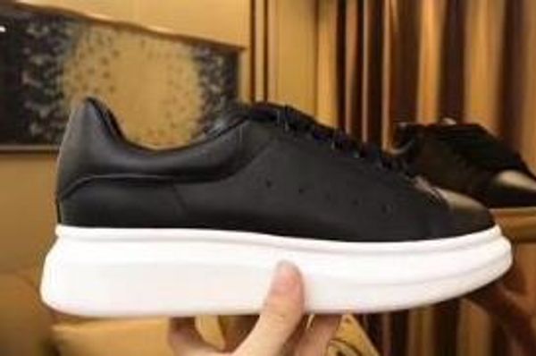 роскошные дешевые конструктор мужчины женщины sneaker повседневная обувь лучшие качества натуральной кожи тапки кожи скейтбординг обуви velv, Black
роскошные дешевые конструктор мужчины женщины sneaker повседневная обувь лучшие качества натуральной кожи тапки кожи скейтбординг обуви velv, Black