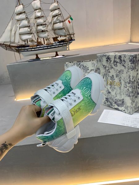 new15 luxury design ladies casual shoes, fashionable all-match sports shoes, outdoor breathable women's shoes, original box packaging, Black
new15 luxury design ladies casual shoes, fashionable all-match sports shoes, outdoor breathable women's shoes, original box packaging, Black