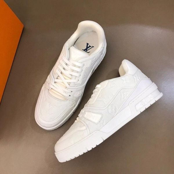 014 high-quality men's casual sports shoes and designer luxury outdoor casual shoes, the original box size is 38-45, Black
014 high-quality men's casual sports shoes and designer luxury outdoor casual shoes, the original box size is 38-45, Black