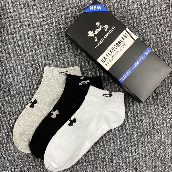men's boxed black white gray cotton summer and autumn new cotton boat socksboat socks socksnk sports socks, Pink;yellow
men's boxed black white gray cotton summer and autumn new cotton boat socksboat socks socksnk sports socks, Pink;yellow