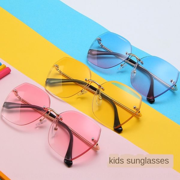 children's metal sun ocean slice trimming baby sunglasses korean style fashionable children's glasses trendy all-match, Blue
children's metal sun ocean slice trimming baby sunglasses korean style fashionable children's glasses trendy all-match, Blue