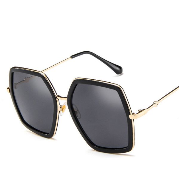 trendy hexagon sunglasses women colorful gradient sun glasses female uv400 eyewear retro irregular octagon sunglases 2020 uv400, White;black
trendy hexagon sunglasses women colorful gradient sun glasses female uv400 eyewear retro irregular octagon sunglases 2020 uv400, White;black