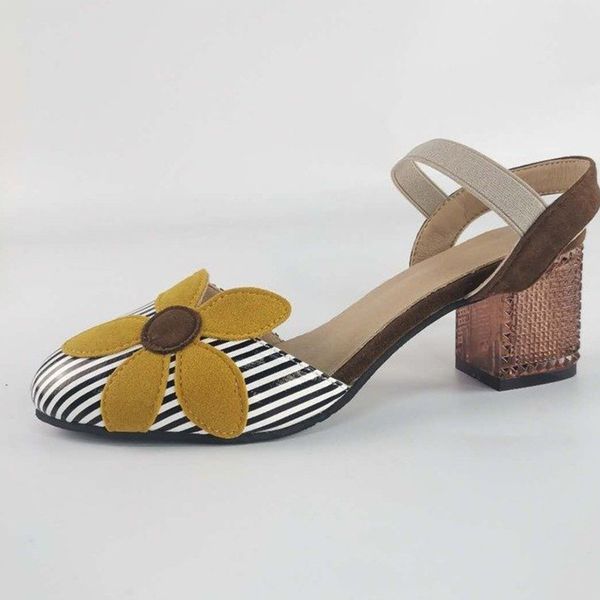 women summer pu leather flower sandals ladies slip on square heels shoes woman casual fashion mom female sandal footwear 2020, Black
women summer pu leather flower sandals ladies slip on square heels shoes woman casual fashion mom female sandal footwear 2020, Black