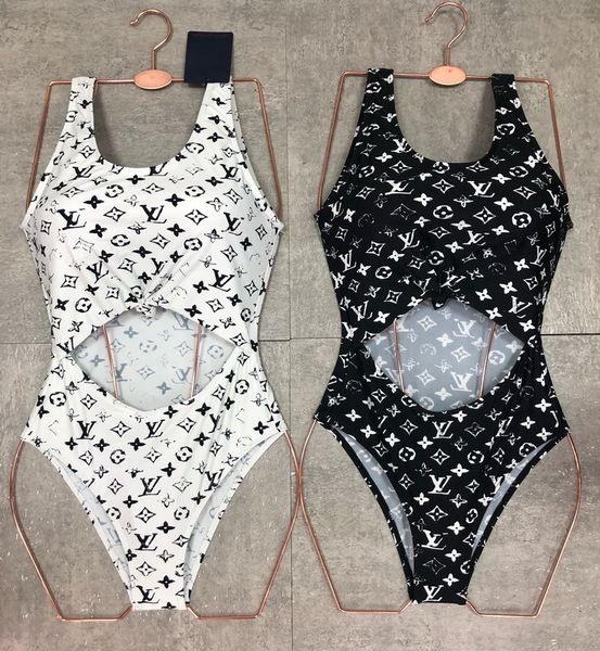 2020 one-piece bikini for women swimsuit with letters summer fashion swimwear lady backless bathing suits 5 styles s-xl optional, White;black
2020 one-piece bikini for women swimsuit with letters summer fashion swimwear lady backless bathing suits 5 styles s-xl optional, White;black