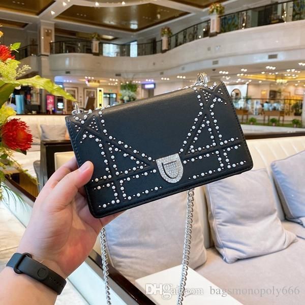 dior лучшие продажи высокого качества дизайнер бренда лакированной кожи сумки кожаные сумки плеча женщины тотализаторов crossbody леди мешок
dior лучшие продажи высокого качества дизайнер бренда лакированной кожи сумки кожаные сумки плеча женщины тотализаторов crossbody леди мешок