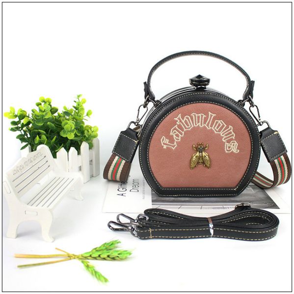 circular square casual mini bag crossbody bags special designer new trend portable classic sac elegant popular selling unique
circular square casual mini bag crossbody bags special designer new trend portable classic sac elegant popular selling unique
