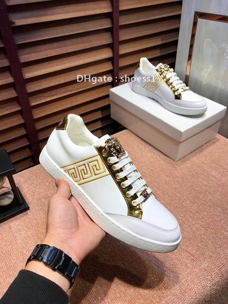 2021-2020 fashion men 's running shoes luxury casual shoes breathable leather classic sneakers low -party shoes ,size :38 -45, Black
2021-2020 fashion men 's running shoes luxury casual shoes breathable leather classic sneakers low -party shoes ,size :38 -45, Black