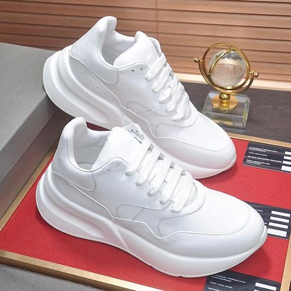 fashion classic oversized runner mens shoes outdoor walking plus size luxury fashion brands casual lace -up men shoes footwears fast deliver, Black 
fashion classic oversized runner mens shoes outdoor walking plus size luxury fashion brands casual lace -up men shoes footwears fast deliver, Black