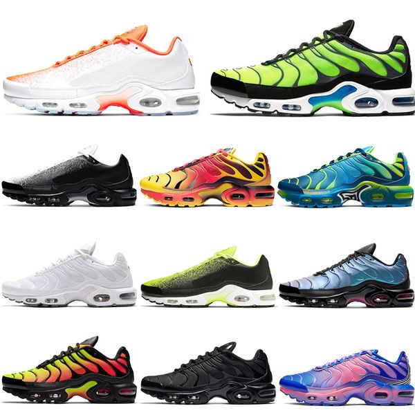 2020 new promotion men jogging shoes chaussures triple black hyper blue men's outdoor track and field sneakers size 40-46
2020 new promotion men jogging shoes chaussures triple black hyper blue men's outdoor track and field sneakers size 40-46