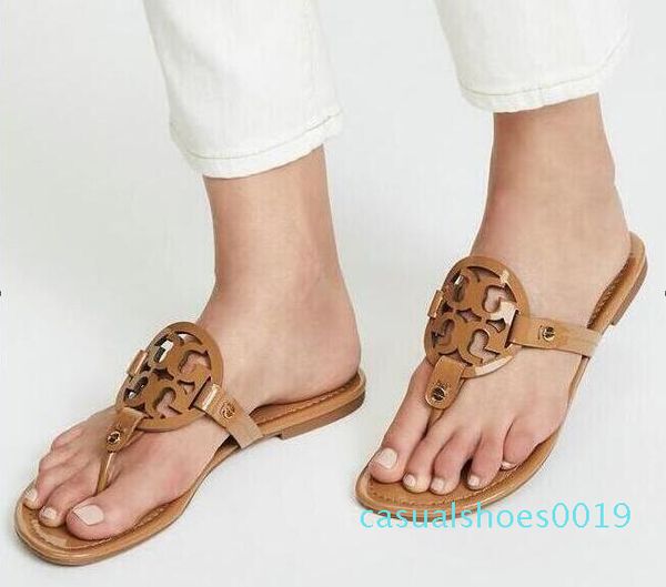 tb new high-end trend atmospheric luxury tory b ladies flip-flops fashion casual flat shoe outdoor beach brand slippers 34-43 555777777c19, Black
tb new high-end trend atmospheric luxury tory b ladies flip-flops fashion casual flat shoe outdoor beach brand slippers 34-43 555777777c19, Black