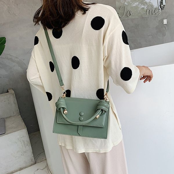 foreign style texture handbag fashion shoulder messenger bag korean version of the tide wild small square bag
foreign style texture handbag fashion shoulder messenger bag korean version of the tide wild small square bag