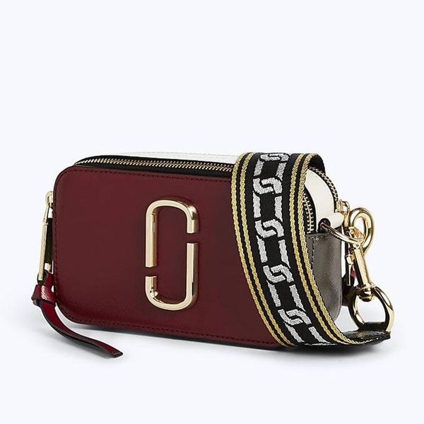 color matching camera bag 2020 ladies fashion hit color wide shoulder strap shoulder small square bag trend diagonal female bag 691
color matching camera bag 2020 ladies fashion hit color wide shoulder strap shoulder small square bag trend diagonal female bag 691