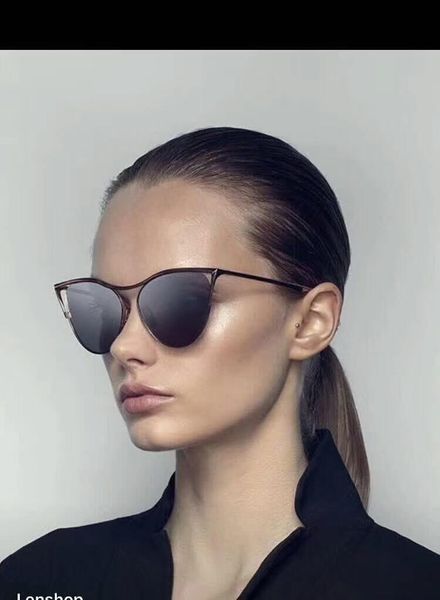 женщины cat eye revoir солнцезащитные очки gold / затененные модные солнцезащитные очки очки вождения очки мода новые в коробке, White;black
женщины cat eye revoir солнцезащитные очки gold / затененные модные солнцезащитные очки очки вождения очки мода новые в коробке, White;black
