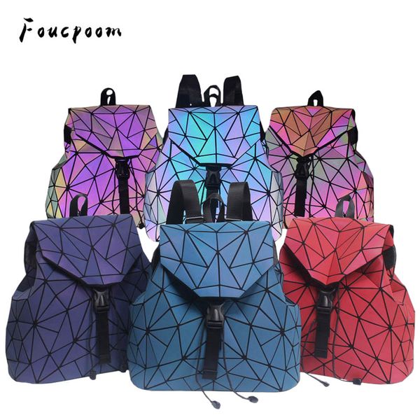 women backpack geometric luminous bag schoolbag for teenage girl holographic backpack school ladies 2020 bag clutch and purse
women backpack geometric luminous bag schoolbag for teenage girl holographic backpack school ladies 2020 bag clutch and purse