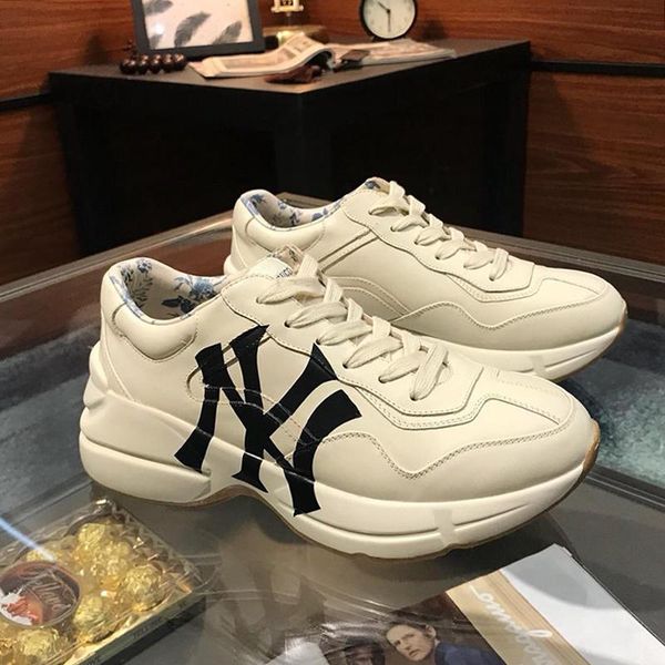 2020 mens shoes sneakers casual comfortable luxury mens shoes casual with original box zapatos de hombre rhyton leather sneaker sale
2020 mens shoes sneakers casual comfortable luxury mens shoes casual with original box zapatos de hombre rhyton leather sneaker sale