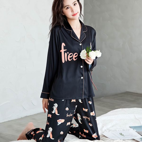 2020 tiktok ice long sleeve set home clothes home clothes set cute cartoon silk ladies imitation silk high-end fashion two pieces, Blue;red
2020 tiktok ice long sleeve set home clothes home clothes set cute cartoon silk ladies imitation silk high-end fashion two pieces, Blue;red