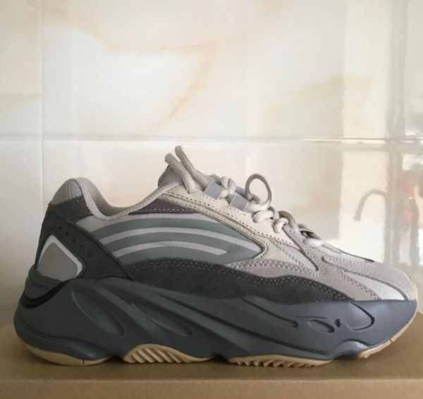 2020 running shoes bo carbon blue turquoise blue men's and women's running shoes sizes 36-48, Black
2020 running shoes bo carbon blue turquoise blue men's and women's running shoes sizes 36-48, Black