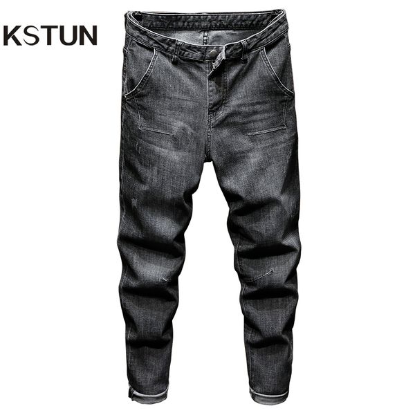 kstun relaxed tapered jeans men black gray jeans loose fit through the hips and thighs but tapers to a slim jean near the ankles, Blue
kstun relaxed tapered jeans men black gray jeans loose fit through the hips and thighs but tapers to a slim jean near the ankles, Blue