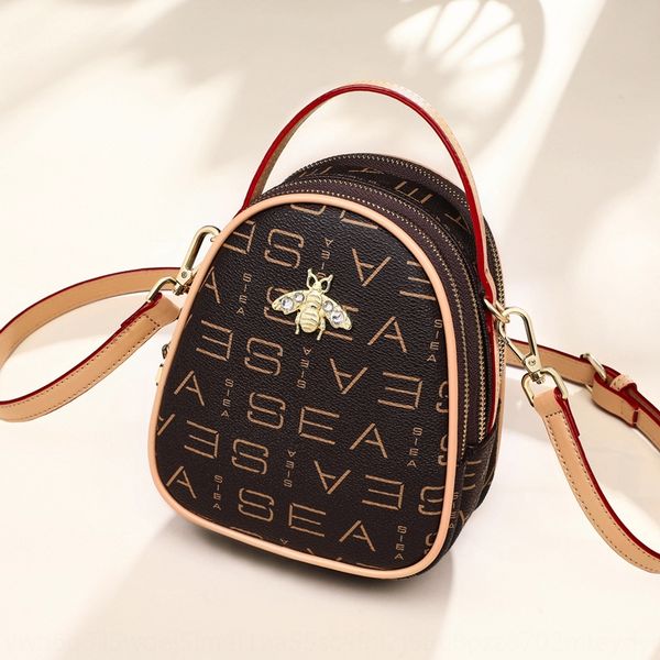 women's shoulder new 2020 all-match messenger fashion mini shoulder bag little bee cute ins hand bag
women's shoulder new 2020 all-match messenger fashion mini shoulder bag little bee cute ins hand bag