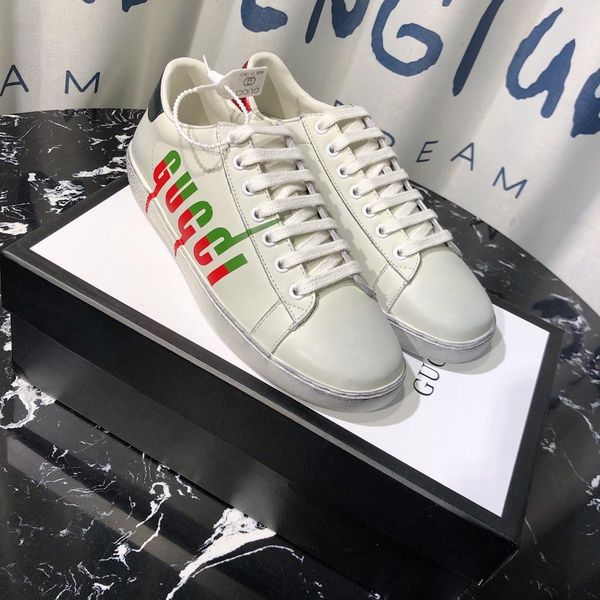 2020p new trend bee pattern leather casual shoes graffiti men and women outdoor sports shoes fashion wild party couple shoes, size 35-45, Black
2020p new trend bee pattern leather casual shoes graffiti men and women outdoor sports shoes fashion wild party couple shoes, size 35-45, Black