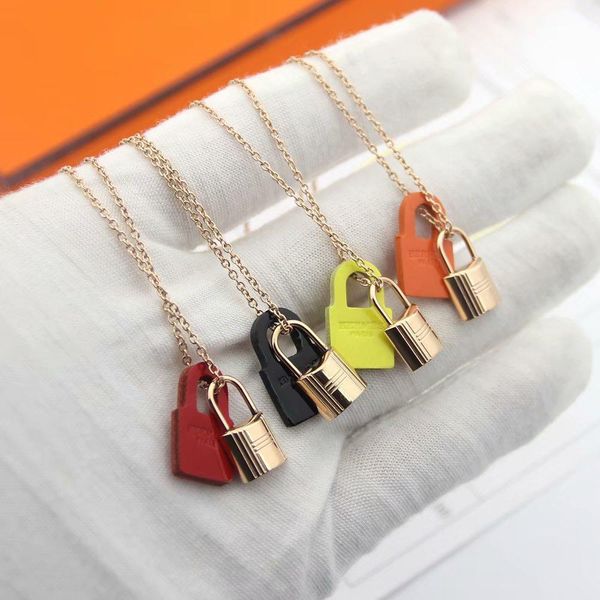 new arrive fashion style lady titanium steel 18k plated gold necklaces with h letter leather and metal double locks pendant 3 color, Silver
new arrive fashion style lady titanium steel 18k plated gold necklaces with h letter leather and metal double locks pendant 3 color, Silver