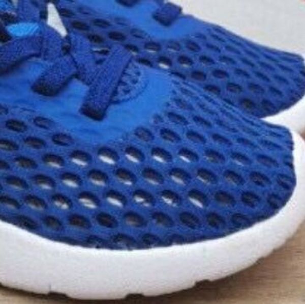 2020 three generations of children's shoes big mesh children's shoes special price j168, Black
2020 three generations of children's shoes big mesh children's shoes special price j168, Black