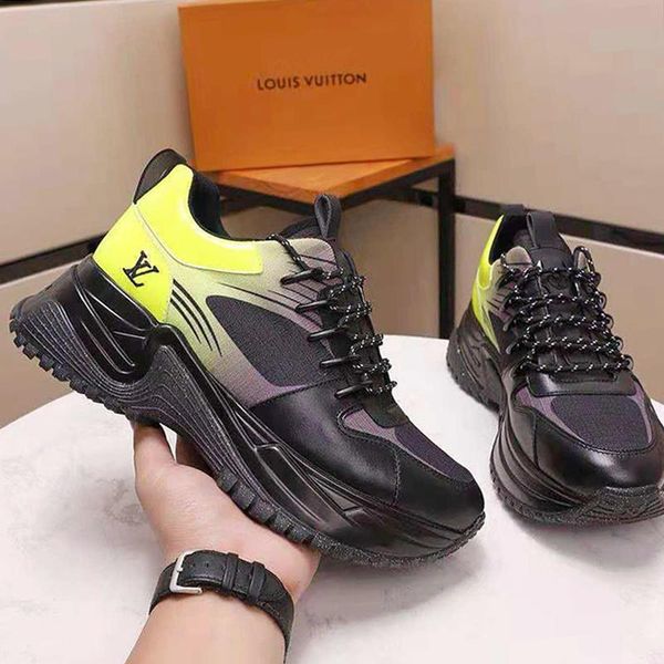 fashion shoes mens footwears zapatos de hombre moda 2020 fitness outdoor casual mens shoes luxury run away pulse sneaker with original box 
fashion shoes mens footwears zapatos de hombre moda 2020 fitness outdoor casual mens shoes luxury run away pulse sneaker with original box