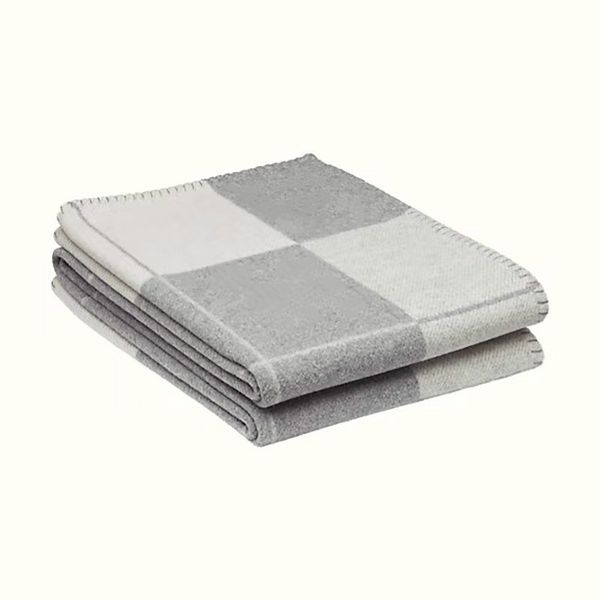 

2020 new letter h cashmere blanket 140*170cm crochet soft scarf shawl portable warm plaid fleece knitted throw towel cape for sofa couch bed