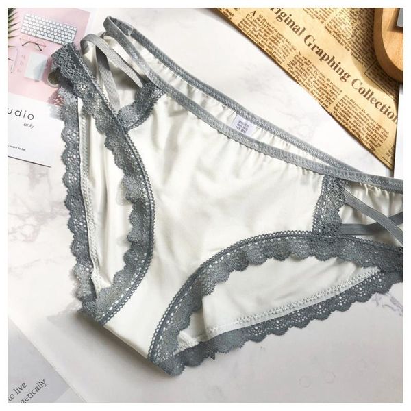summer new ice silk lace cross seamless bag hip ladies triangle low waist panties, Black;pink
summer new ice silk lace cross seamless bag hip ladies triangle low waist panties, Black;pink