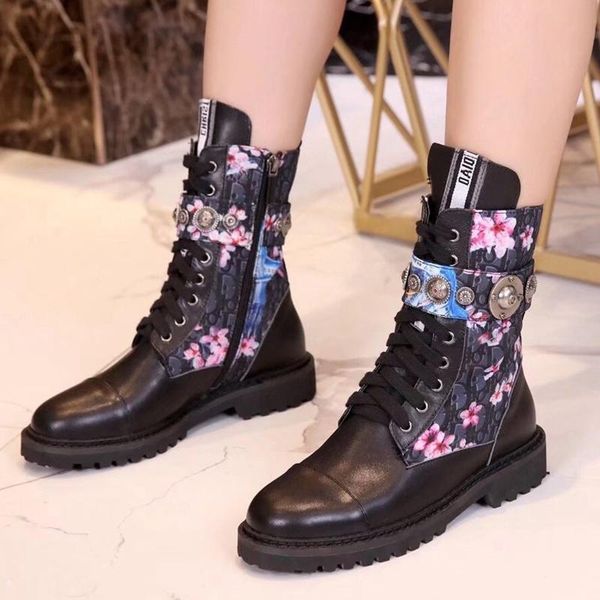 fashion genuine leather womens boots winter suede warm boots, martin boots women luxury womens shoes with box packaking 27, Black
fashion genuine leather womens boots winter suede warm boots, martin boots women luxury womens shoes with box packaking 27, Black
