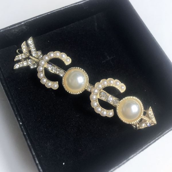 7.2*1.5cm alloy pearl frog clip golden fashion c hairpin buckle clip letter hair clip ladies collection diamond design jewelry 4pcs/lot, Golden;silver
7.2*1.5cm alloy pearl frog clip golden fashion c hairpin buckle clip letter hair clip ladies collection diamond design jewelry 4pcs/lot, Golden;silver