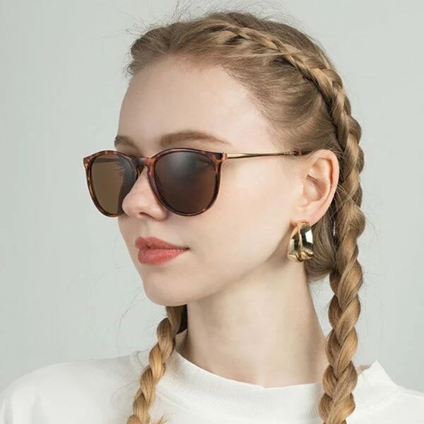 retro oval sunglasses women vintage shades for woman fashion brand designer sun glasses beach mirror subglasses uv400 g193, White;black
retro oval sunglasses women vintage shades for woman fashion brand designer sun glasses beach mirror subglasses uv400 g193, White;black