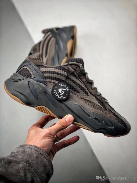 2019 authentic originals 700 v2 geode vanta wave runner solid grey 3m reflective kanye west men running shoes sneakers eg6860
2019 authentic originals 700 v2 geode vanta wave runner solid grey 3m reflective kanye west men running shoes sneakers eg6860