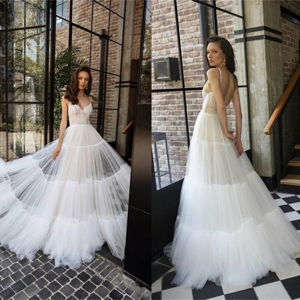 2020 elegant wedding dresses spaghetti straps lace appliques bridal gowns backless sweep train a line wedding dress robe de mariee, White
2020 elegant wedding dresses spaghetti straps lace appliques bridal gowns backless sweep train a line wedding dress robe de mariee, White