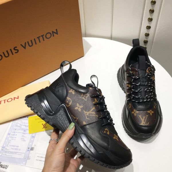 121 new designer luxury women's casual fashion shoes, women's outdoor casual shoes, high-quality materials, with original box, Black
121 new designer luxury women's casual fashion shoes, women's outdoor casual shoes, high-quality materials, with original box, Black
