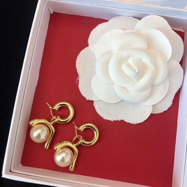 electroplated thick gold pearl pendant fashion designer earrings luxury designer jewelry women earrings, Golden
electroplated thick gold pearl pendant fashion designer earrings luxury designer jewelry women earrings, Golden