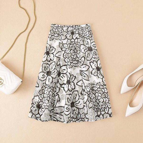 summer vintage high-end для печати a-line длинные юбки для женщин ladies темперамент slim fit новый цветочный дизайн белый юбки плюс размер, Black
summer vintage high-end для печати a-line длинные юбки для женщин ladies темперамент slim fit новый цветочный дизайн белый юбки плюс размер, Black