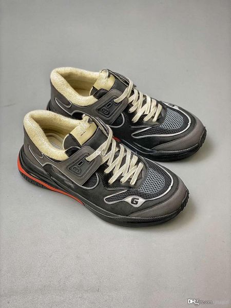 new r shoes trend series old color dirty shoes and retro casual sports shoes for men and women
new r shoes trend series old color dirty shoes and retro casual sports shoes for men and women