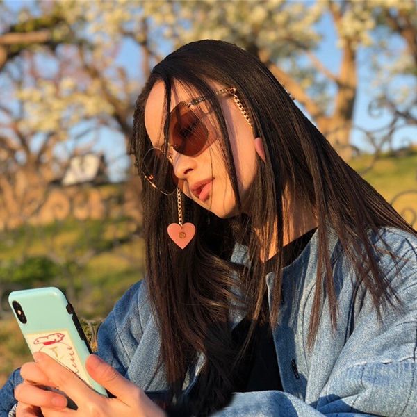 women sunglasses circle vintage round flip up sunglasses women men punk style metal frame black sun glasses male 0721s, White;black
women sunglasses circle vintage round flip up sunglasses women men punk style metal frame black sun glasses male 0721s, White;black