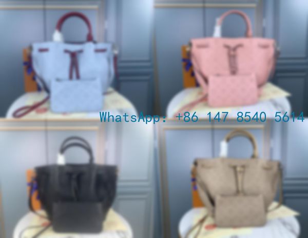new fashion ladies in 2019 simple handbag single shoulder bag classic strapping bag
new fashion ladies in 2019 simple handbag single shoulder bag classic strapping bag